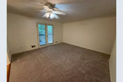 878 Lake Hollow Boulevard, Marietta, GA 30064 - Photo 18