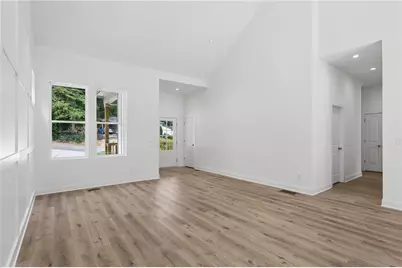 2782 Mango Circle NW, Atlanta, GA 30318 - Photo 10