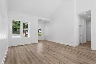 2782 Mango Cir NW, Atlanta, GA 30318 - Photo 10