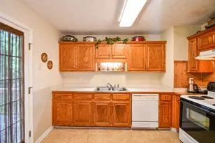 3864 Amber Glen Ln, Gainesville, GA 30507 - Photo 16