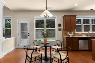 1075 Crescent Ridge Dr, Buford, GA 30518 - Photo 18