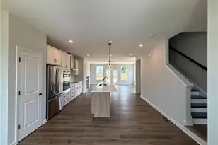 3049 Beacon Bend Xing, Lawrenceville, GA 30043 - Photo 6