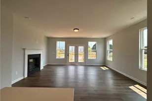 3049 Beacon Bend Xing, Lawrenceville, GA 30043 - Photo 4