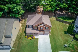 5719 Berkshire Trace, Braselton, GA 30517 - Photo 2