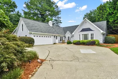 469 Timberlea Lake Drive SE, Marietta, GA 30067 - Photo 2