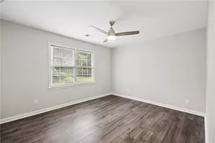 360 Bellemeade Dr SW, Marietta, GA 30008 - Photo 4