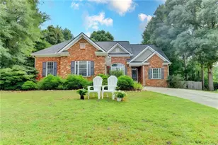 49 Flintstone Rd, Jefferson, GA 30549 - Photo 2