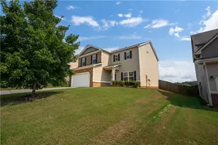 2052 Massey Ln, Winder, GA 30680 - Photo 2