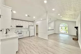 8399 Lake Dr, Snellville, GA 30039 - Photo 8