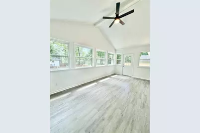 8399 Lake Drive, Snellville, GA 30039 - Photo 10