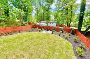 8399 Lake Dr, Snellville, GA 30039 - Photo 30