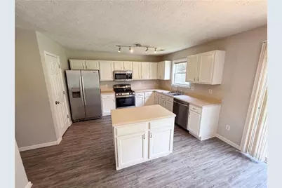 4636 Pine Acre Circle, Buford, GA 30518 - Photo 2