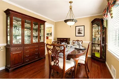 1054 Fairfield Drive NE, Marietta, GA 30068 - Photo 14