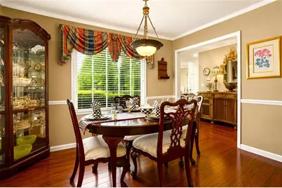 1054 Fairfield Drive NE, Marietta, GA 30068 - Photo 16