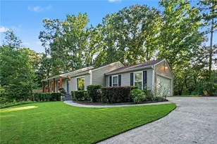 480 Surrey Pl, Marietta, GA 30068 - Photo 2