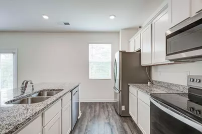 206 Aster Avenue, Locust Grove, GA 30248 - Photo 12