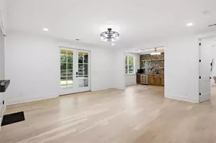 96 Woodstock Rd, Roswell, GA 30075 - Photo 28