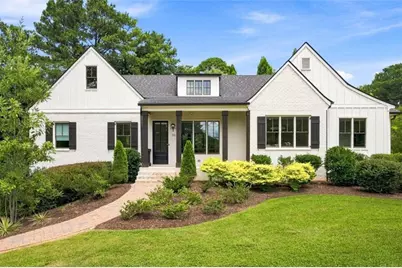 96 Woodstock Road, Roswell, GA 30075 - Photo 2