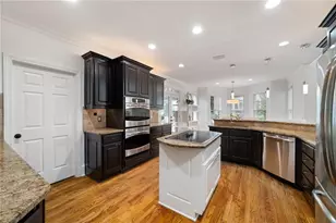 765 Falls Landing Ct, Alpharetta, GA 30022 - Photo 16