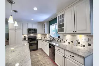 715 Glenforest Road, Sandy Springs, GA 30328 - Photo 16
