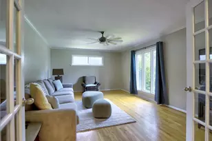 715 Glenforest Rd, Sandy Springs, GA 30328 - Photo 8