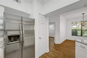 3777 Peachtree Road NE, Atlanta, GA 30319 - Photo 6