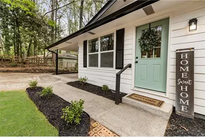 1184 Alemeda Drive, Marietta, GA 30066 - Photo 2