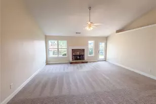 453 Castle Top Ln, Lawrenceville, GA 30045 - Photo 6