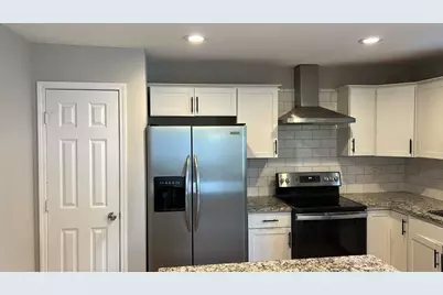 566 Rockwell Street SW, Atlanta, GA 30310 - Photo 4