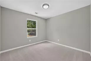 1717 Hilton Ridge Ct, Lithonia, GA 30058 - Photo 30