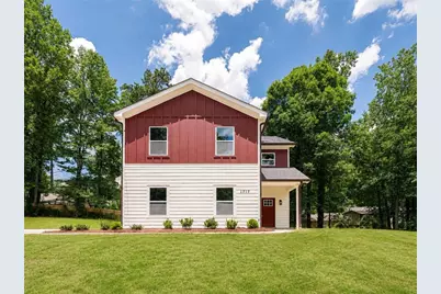 1717 Hilton Ridge Court, Lithonia, GA 30058 - Photo 2
