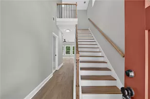 1717 Hilton Ridge Ct, Lithonia, GA 30058 - Photo 4