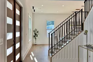 2336 Brookhurst Dr, Dunwoody, GA 30338 - Photo 10