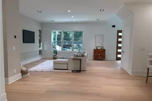 2336 Brookhurst Dr, Dunwoody, GA 30338 - Photo 12