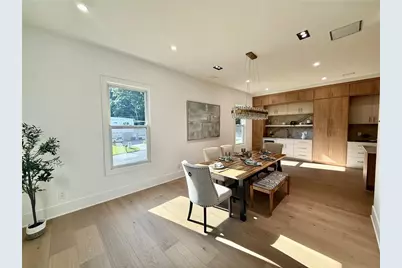 2336 Brookhurst Drive, Dunwoody, GA 30338 - Photo 6