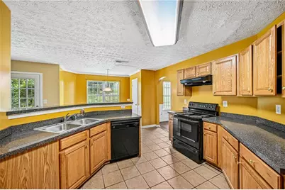 2083 Dylan Court, Ellenwood, GA 30294 - Photo 2