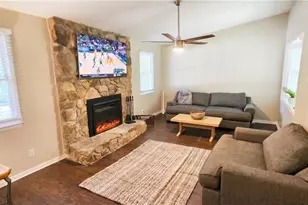 3295 Redona Dr, South Fulton, GA 30349 - Photo 2