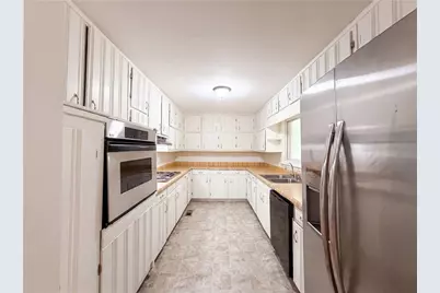 210 Pinewood Lane, Stockbridge, GA 30281 - Photo 2