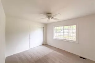 210 Pinewood Ln, Stockbridge, GA 30281 - Photo 4