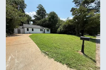 1766 Venetian Drive SW, Atlanta, GA 30311 - Photo 2