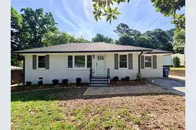 237 S Myrtle Street, Winder, GA 30680 - Photo 1