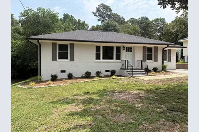237 S Myrtle Street, Winder, GA 30680 - Photo 2