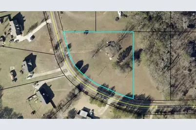 203 Horseshoe Bend Circle, Griffin, GA 30223 - Photo 2