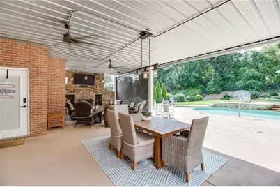 1083 Meadow Bluff Terrace, Suwanee, GA 30024 - Photo 40