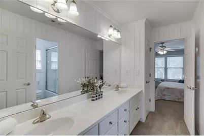 1083 Meadow Bluff Terrace, Suwanee, GA 30024 - Photo 28