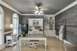 1083 Meadow Bluff Terrace, Suwanee, GA 30024 - Photo 4