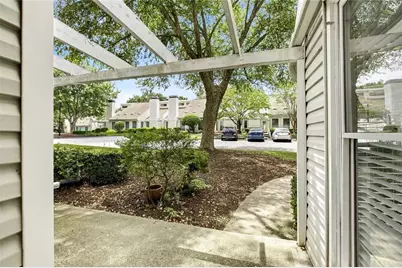 1527 Planters Ridge Lane, Alpharetta, GA 30004 - Photo 6