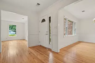 1527 September Chase, Decatur, GA 30033 - Photo 4