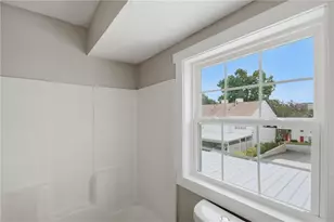 218 Mill Creek Pl, Roswell, GA 30076 - Photo 18