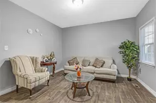2142 M L King Jr Dr, Atlanta, GA 30310 - Photo 10